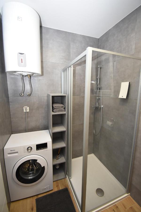 Apartman Bela Tisno Zewnętrze zdjęcie